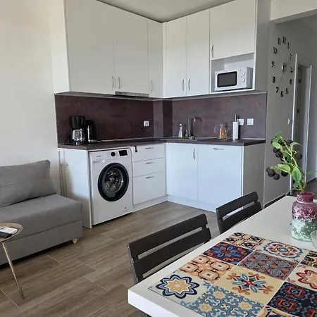 Apartman Sunny In Shartrez Skorpilovci